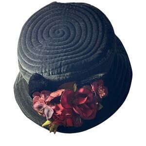 Toucan Black Velvet Rosette Cloche. OS